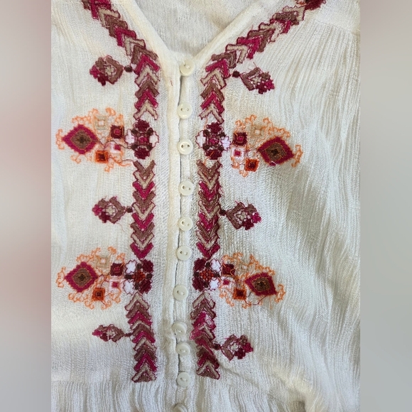 Free People Women's Embroidered Tunic Size XS Ivory/Burgundy Peasant Button - Picture 6 of 8